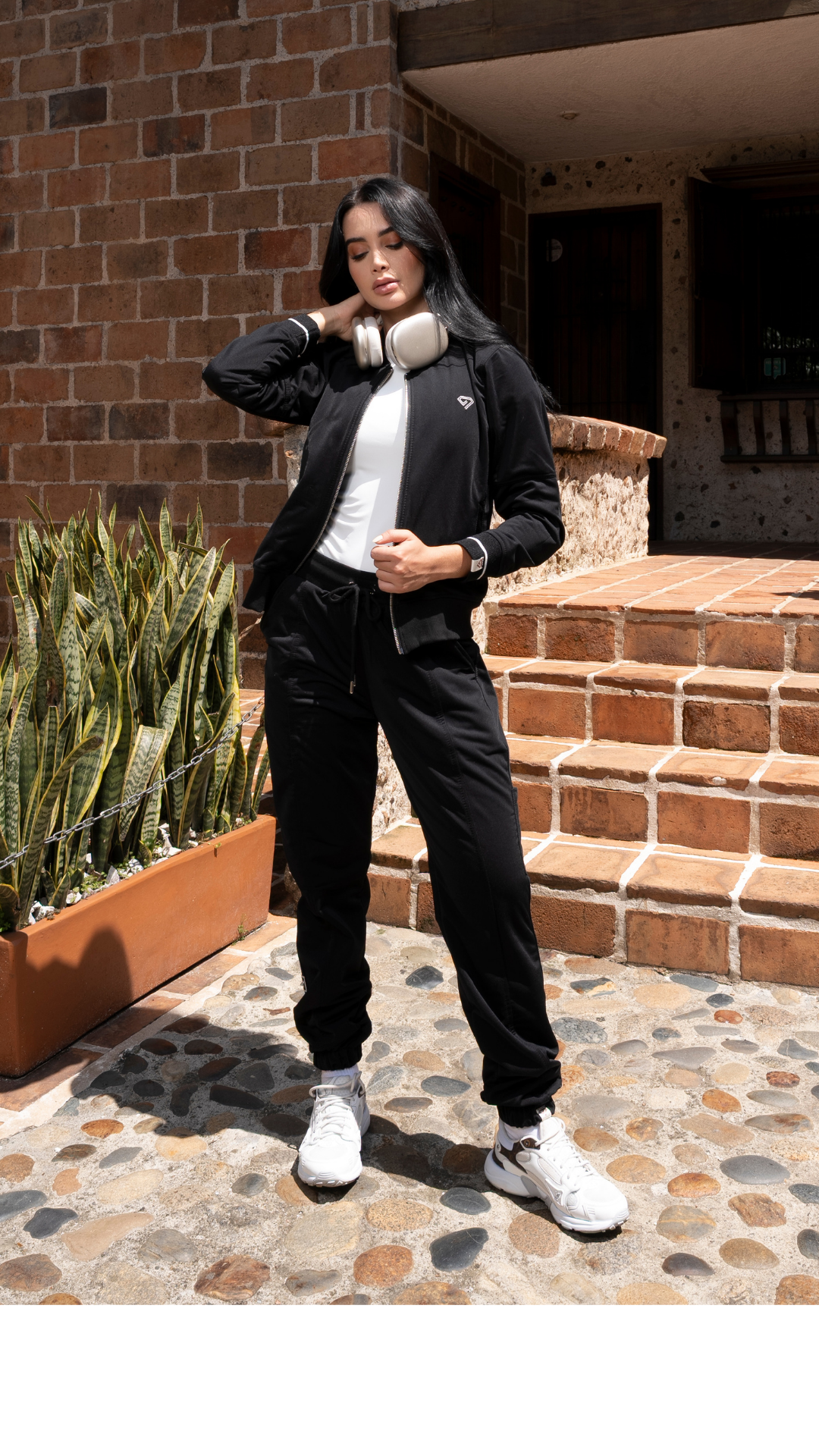Set Dubai Negro De Chaqueta y Jogger