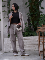 Set Aura de Chaqueta y Sudadera Arena Oscuro