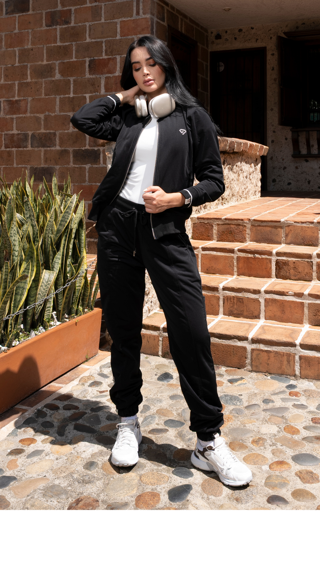 Set Dubai Negro De Chaqueta y Jogger