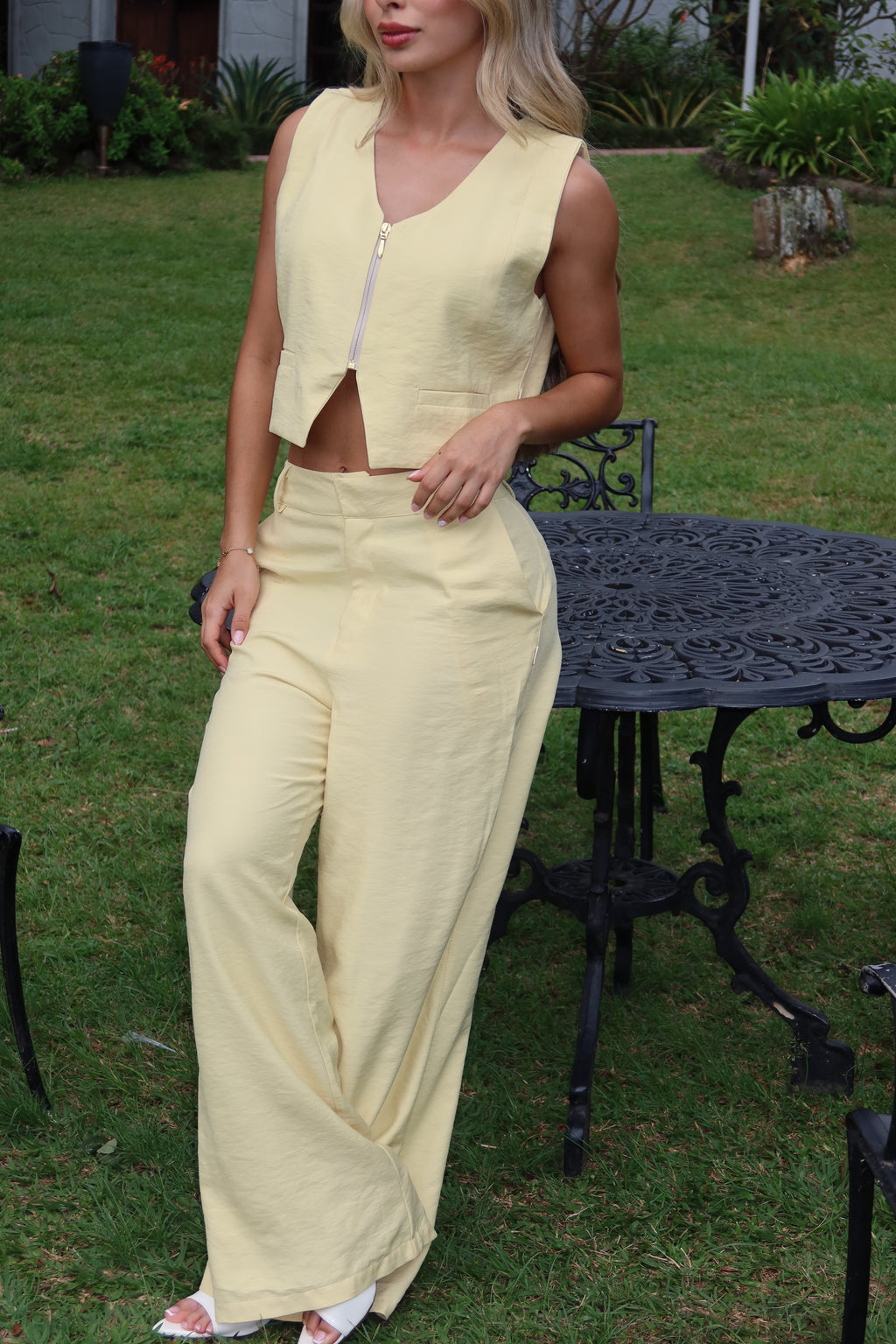 Set Élite Elegante Amarillo De Chaleco Y Pantalón