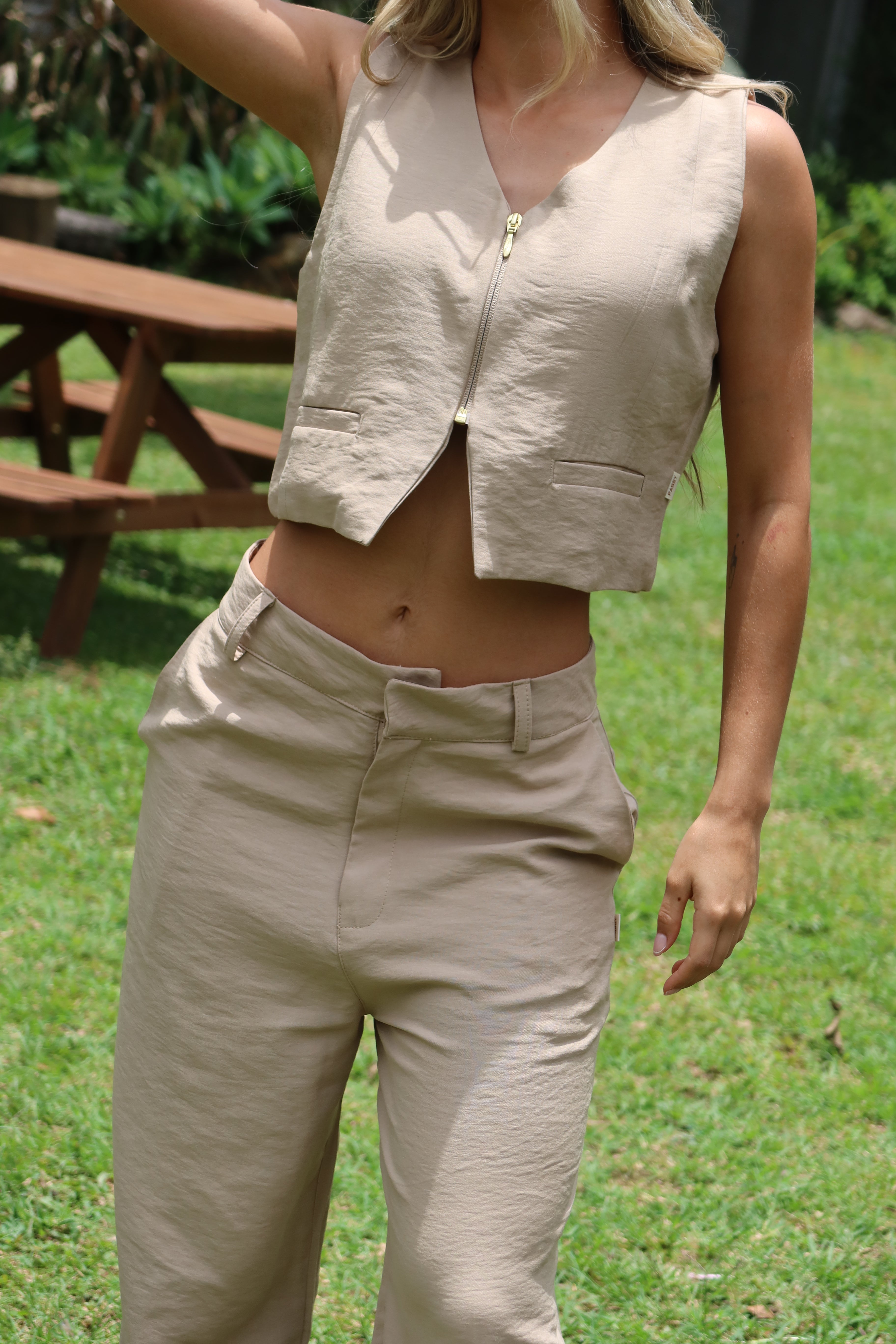 Set Élite Elegante Arena De Chaleco Y Pantalón