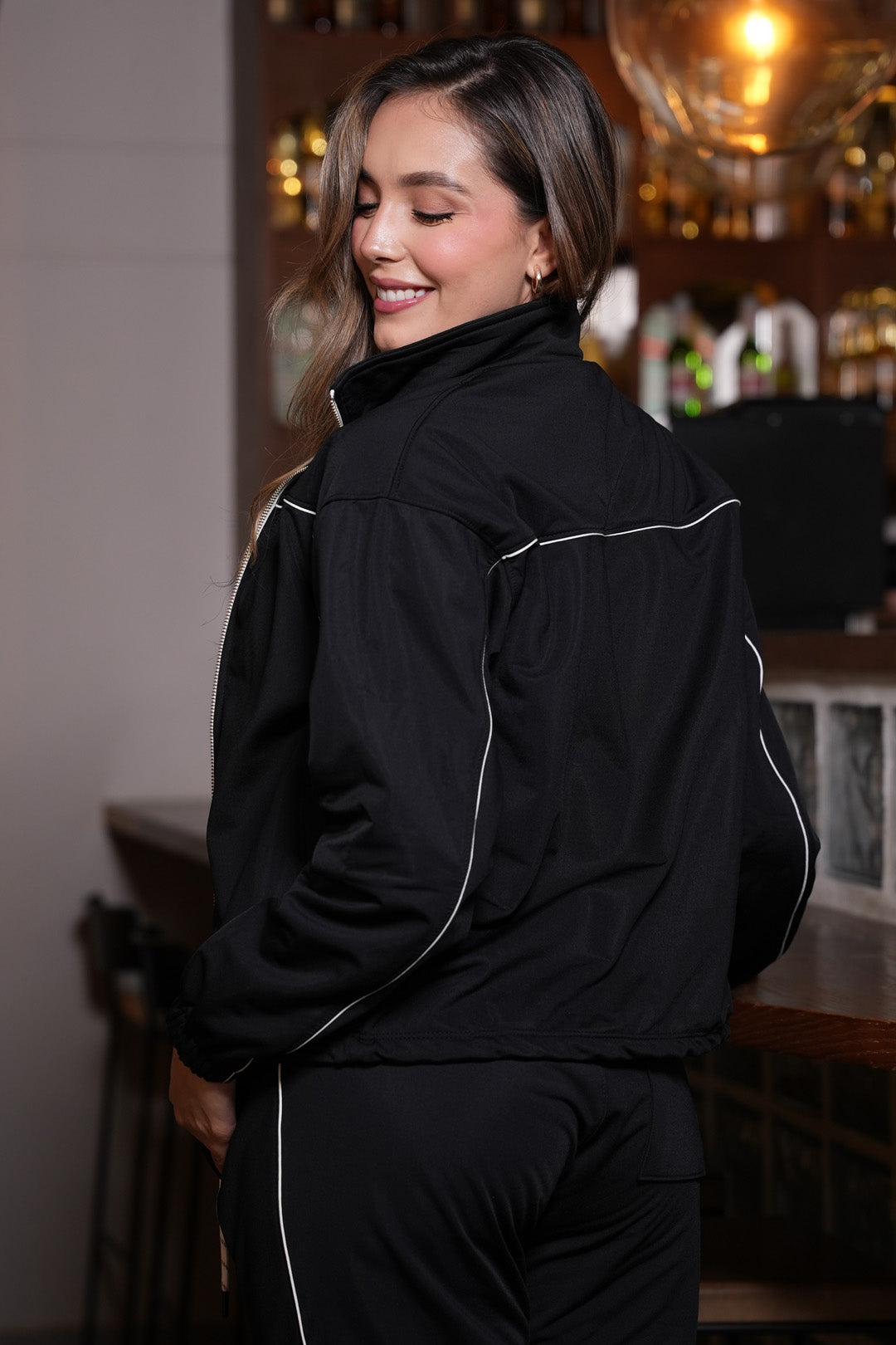 Set Élite Negro De Chaqueta y Sudadera Bota Recta