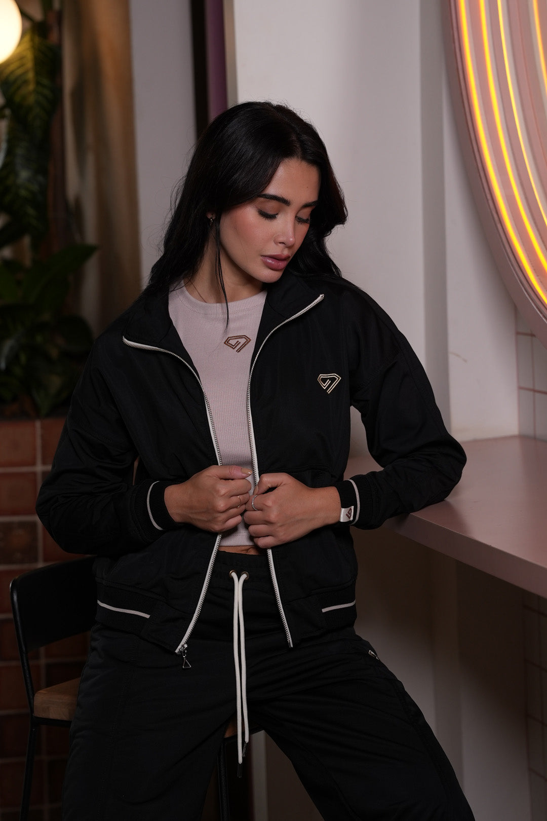 Set Onix Negro De Chaqueta y Sudadera Bota Recta