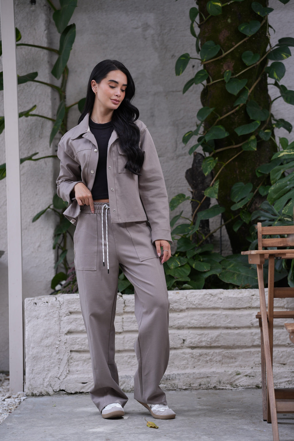 Set Aura Arena De Chaqueta y Sudadera Bota Recta