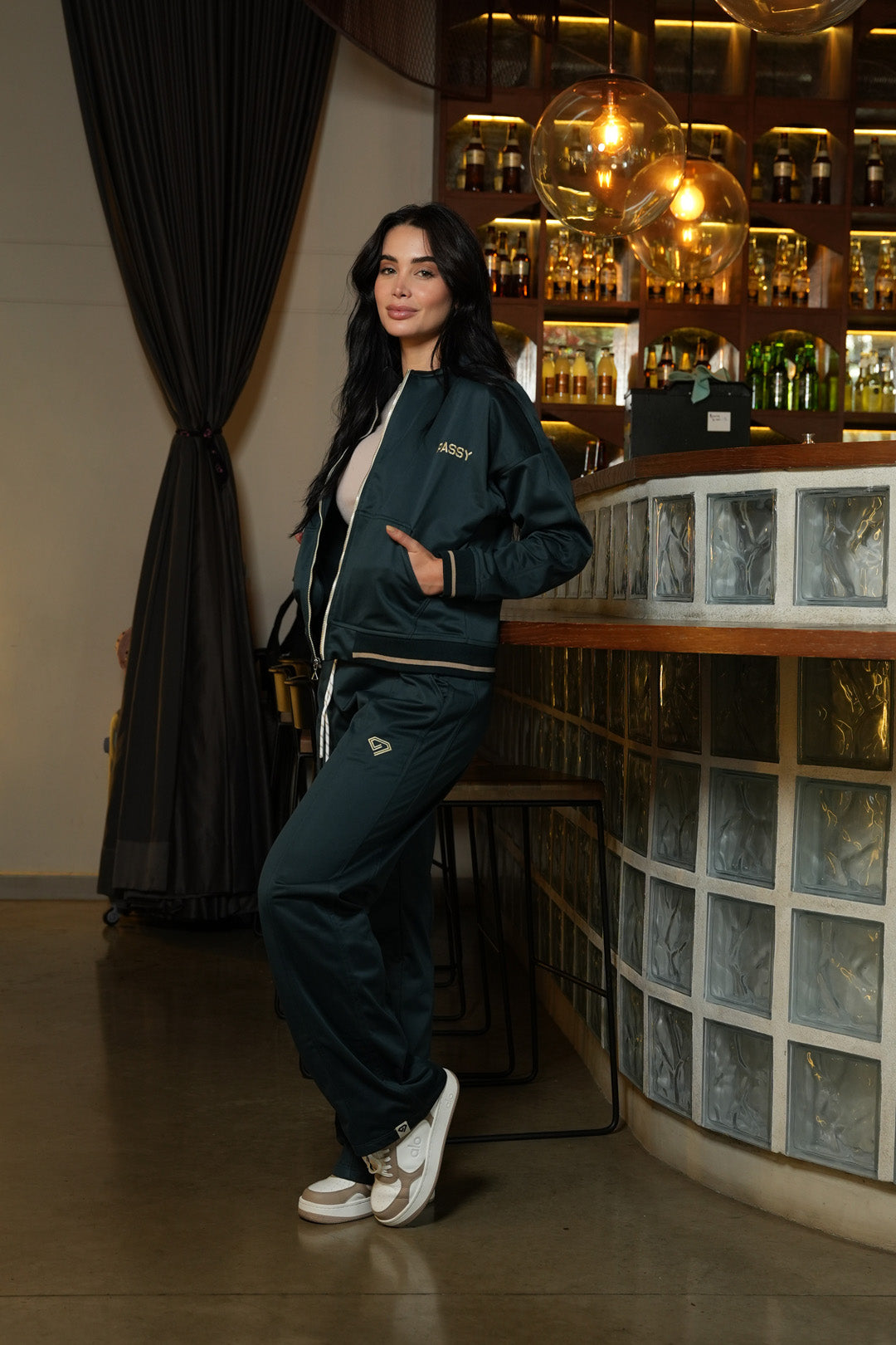 Set Verde Esmeralda De Chaqueta y Sudadera Bota Recta