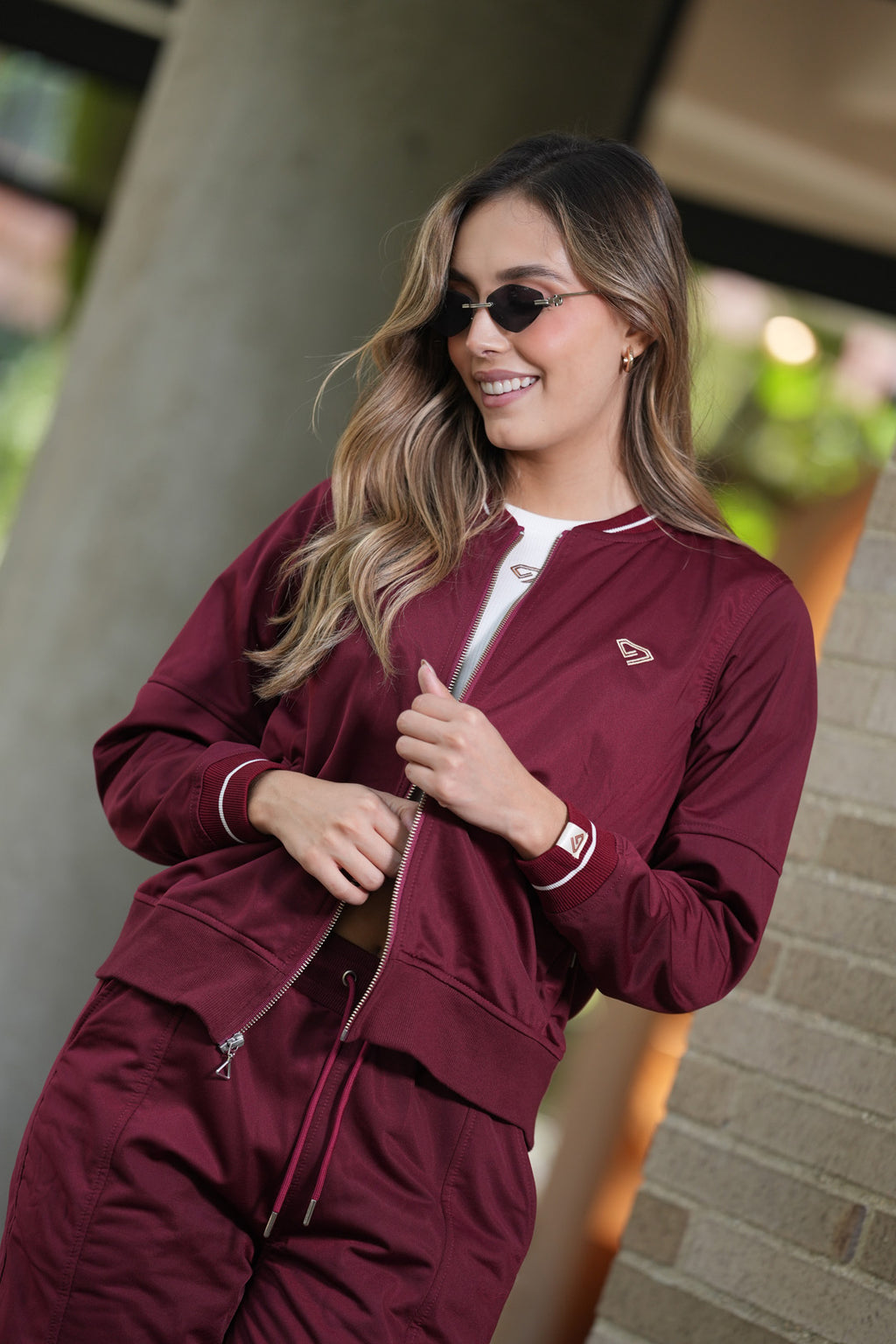 Set Roma Vinotinto De Chaqueta y Jogger