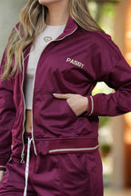 Set Carmesí Uva De Chaqueta y Sudadera Bota Recta