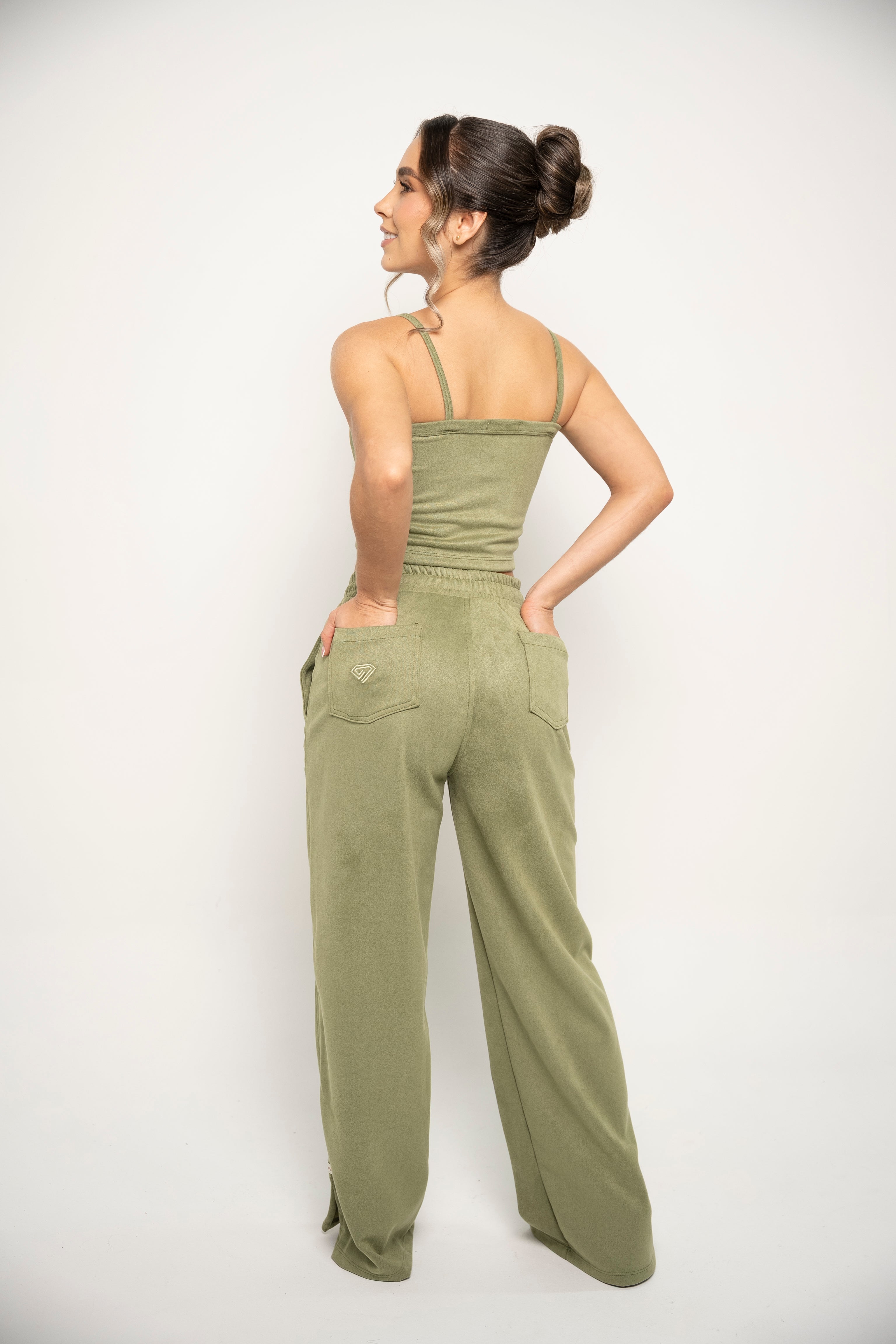 Top Corto Color Verde Oliva