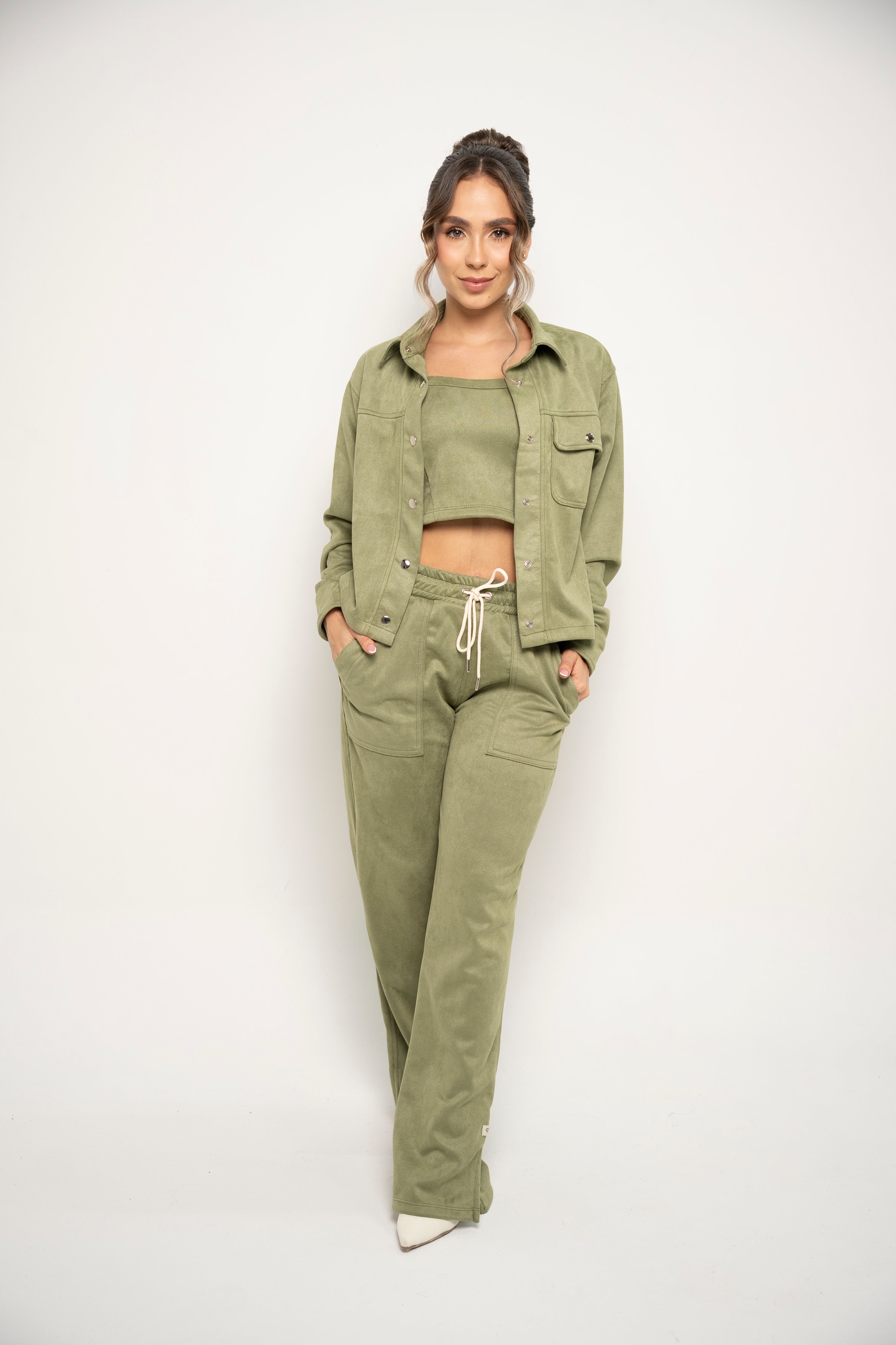 Chaqueta Tipo Camisa Con Botones Color Verde Oliva