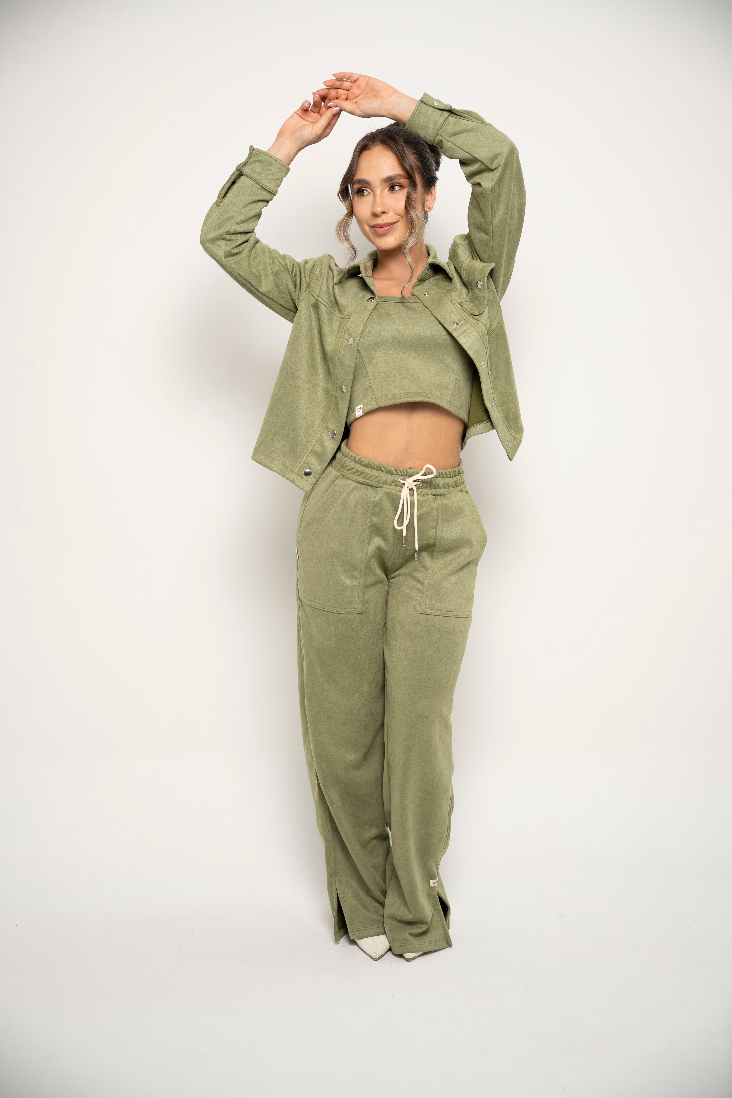 Chaqueta Tipo Camisa Con Botones Color Verde Oliva