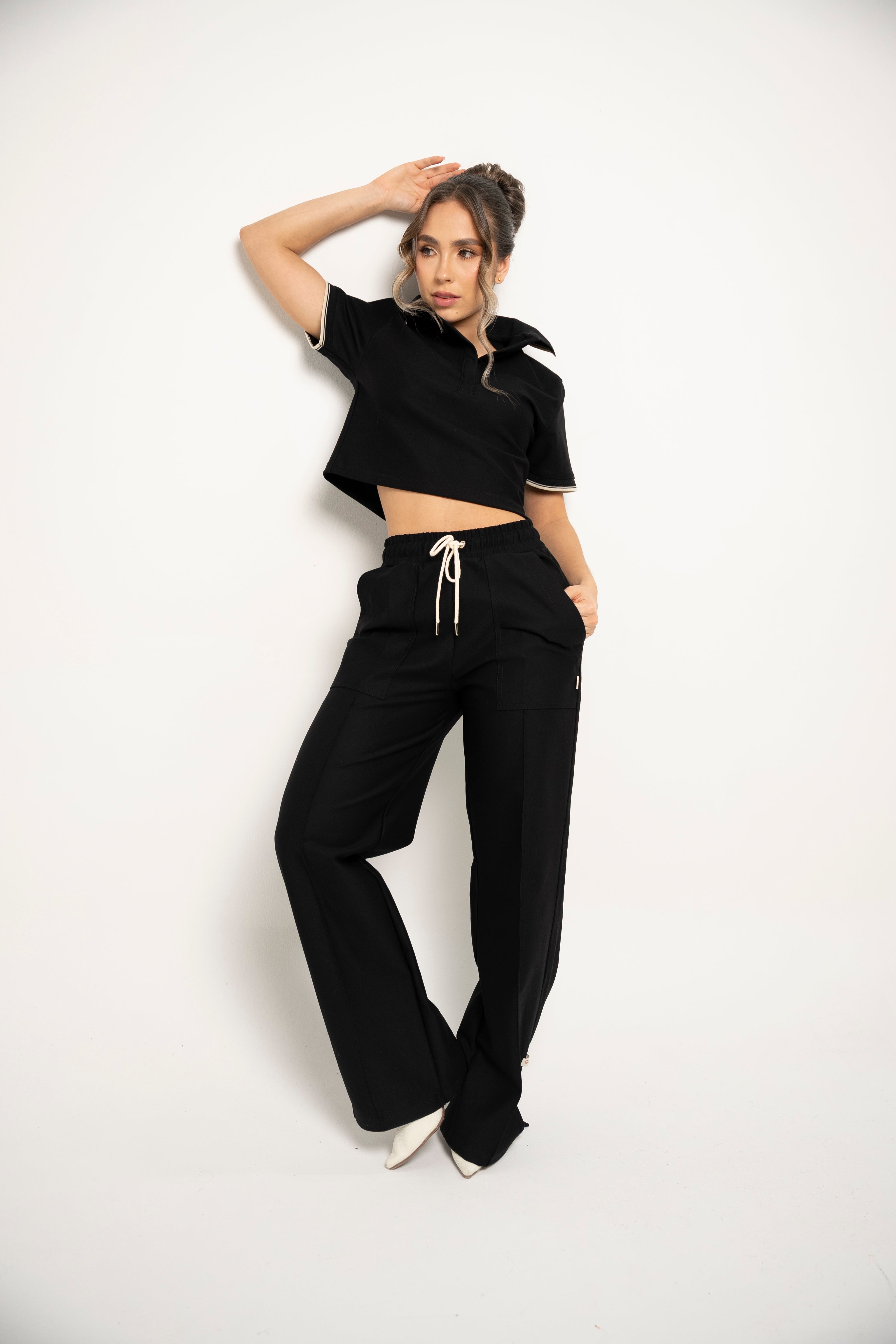 Sudadera Bota Recta Color Negro