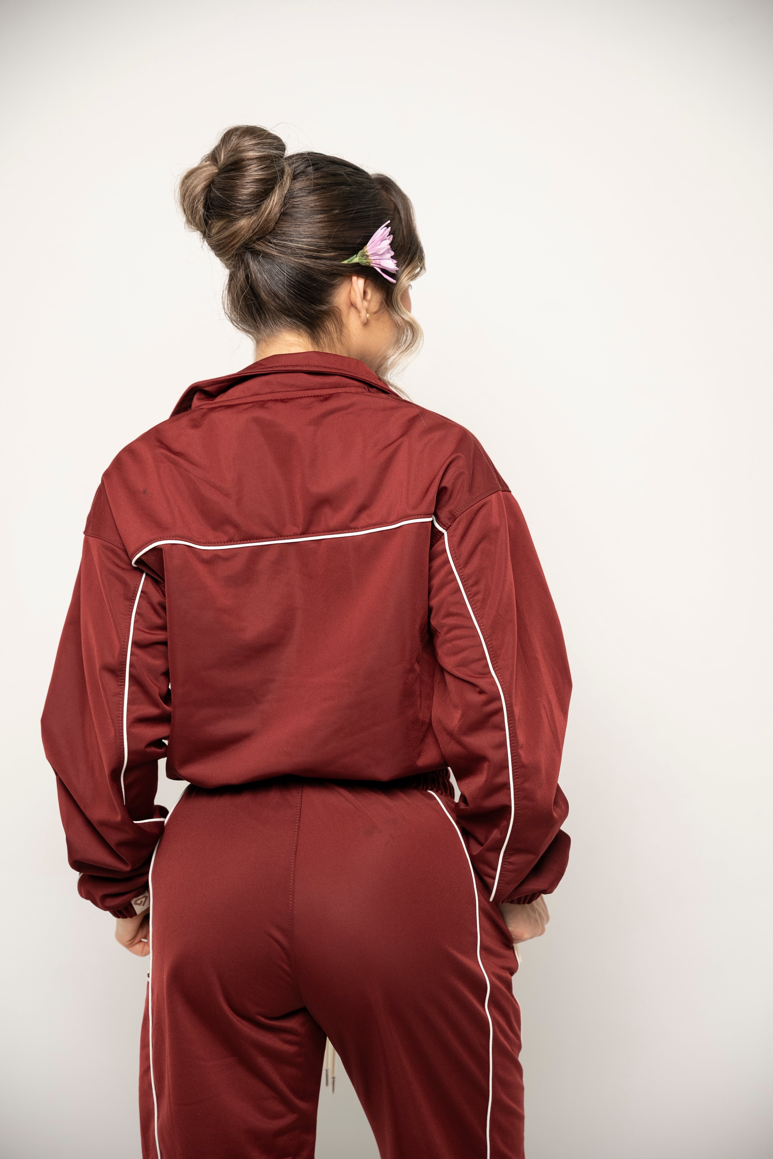 Sudadera Bota Recta Color Vinotinto