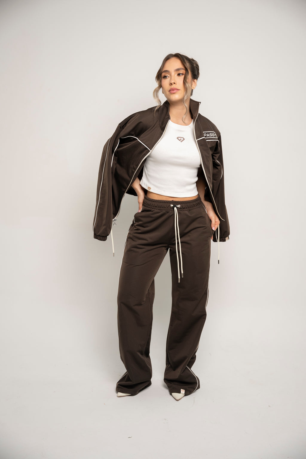 Sudadera Bota Recta Color Café