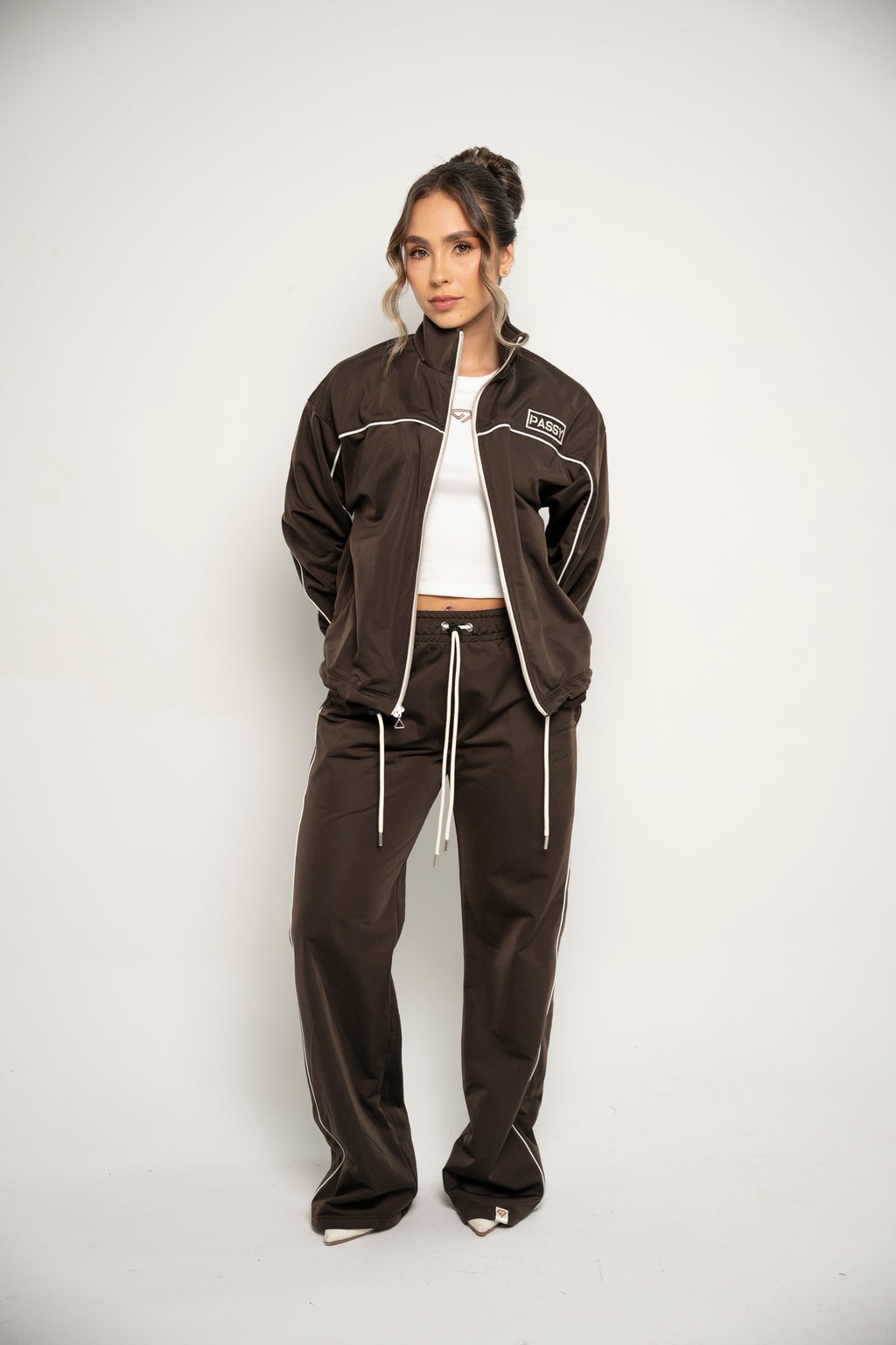 Sudadera Bota Recta Color Café