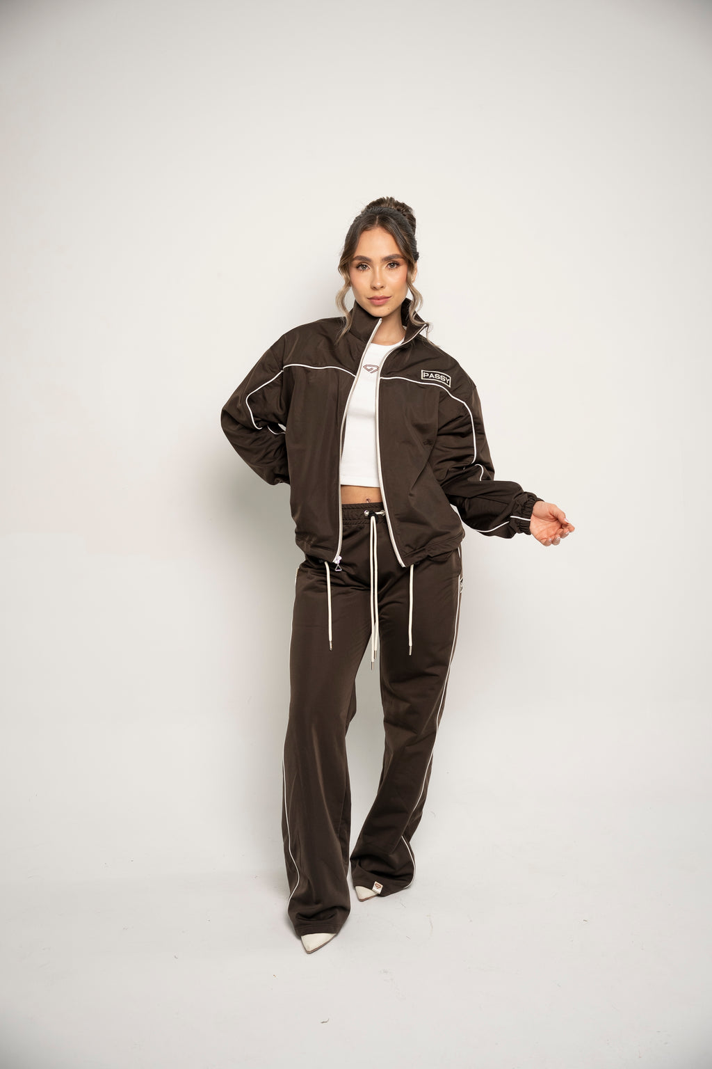 Sudadera Bota Recta Color Café