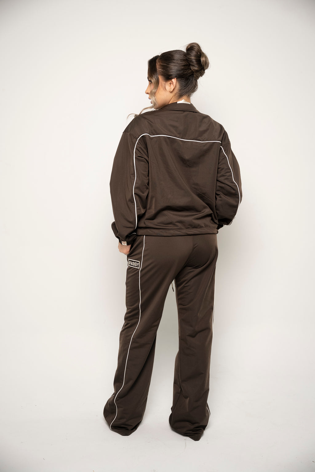 Sudadera Bota Recta Color Café