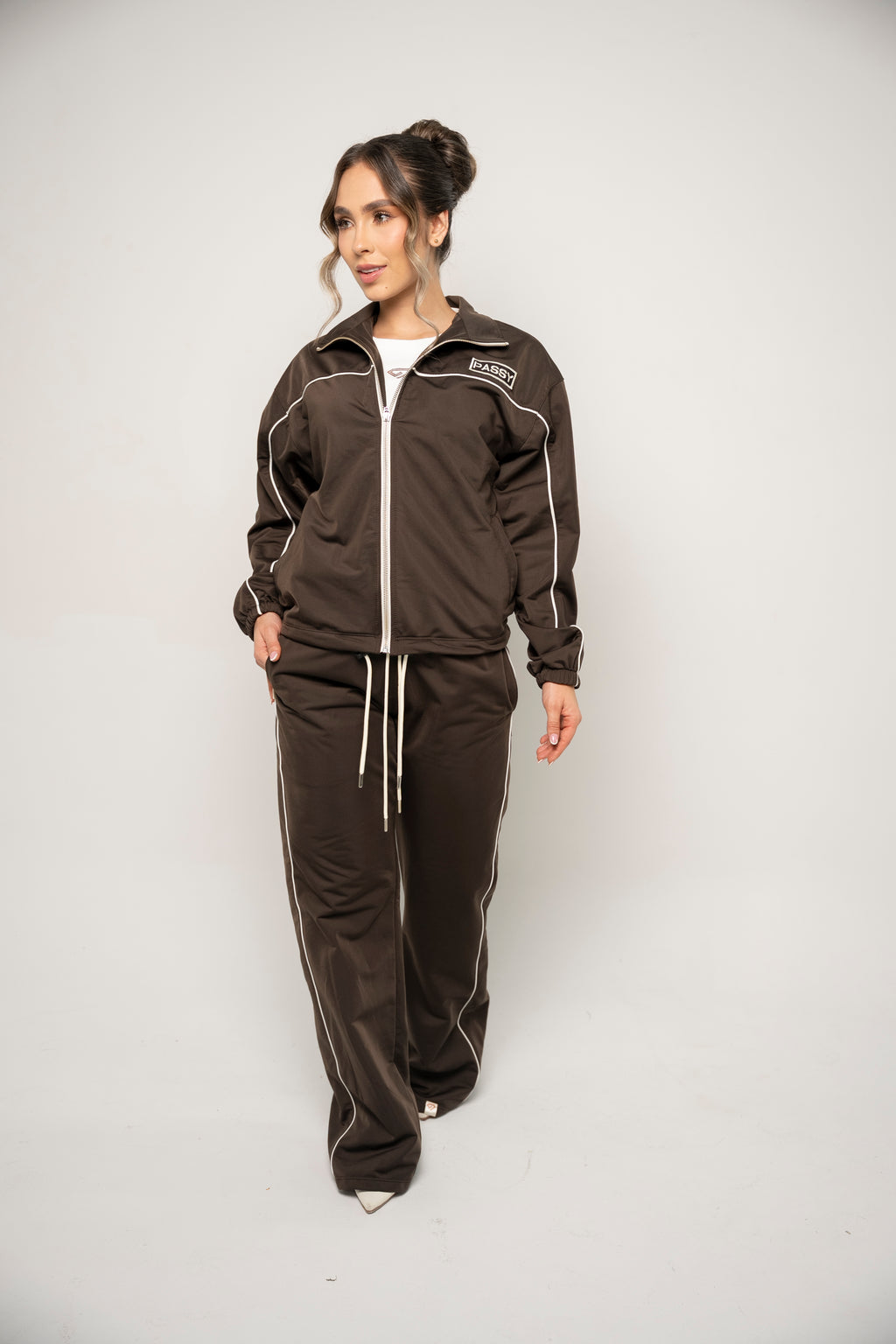 Sudadera Bota Recta Color Café