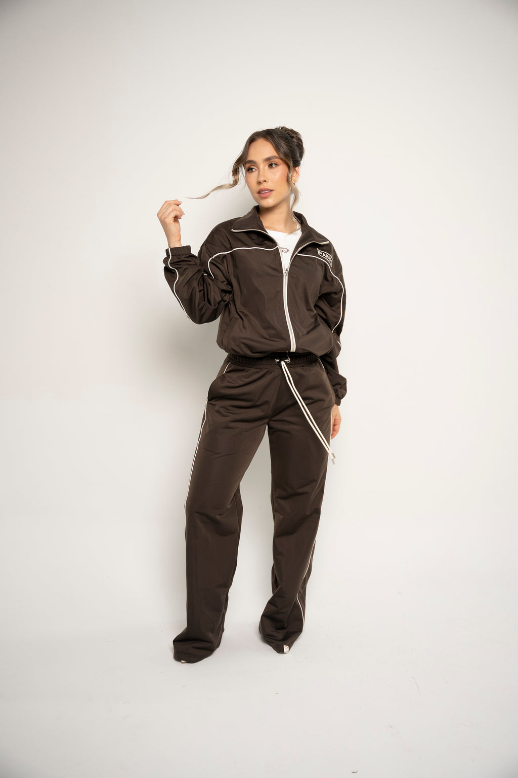 Sudadera Bota Recta Color Café