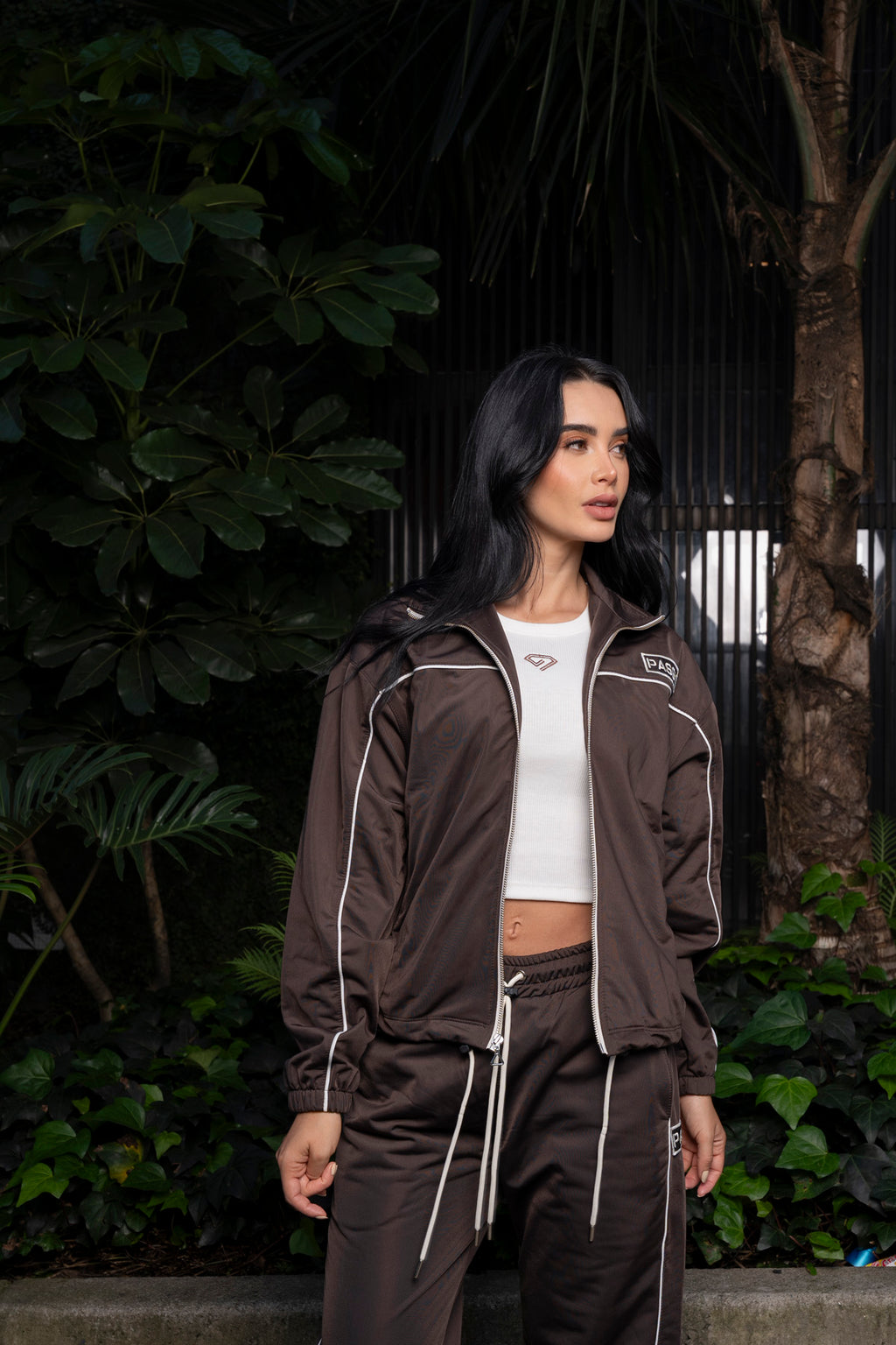 Set De Chaqueta Y Sudadera Bota Recta Para Mujer Color Café