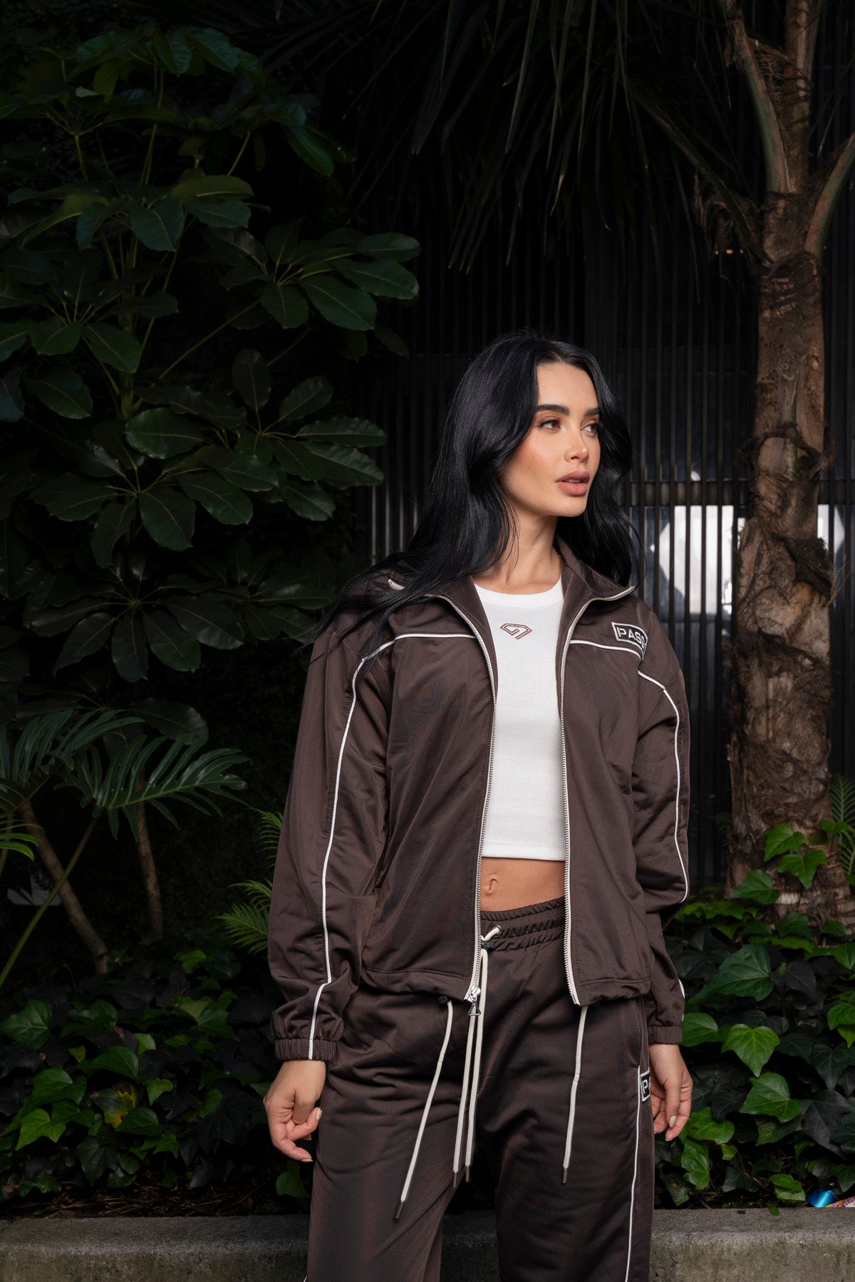 Set De Chaqueta Y Sudadera Bota Recta Para Mujer Color Café