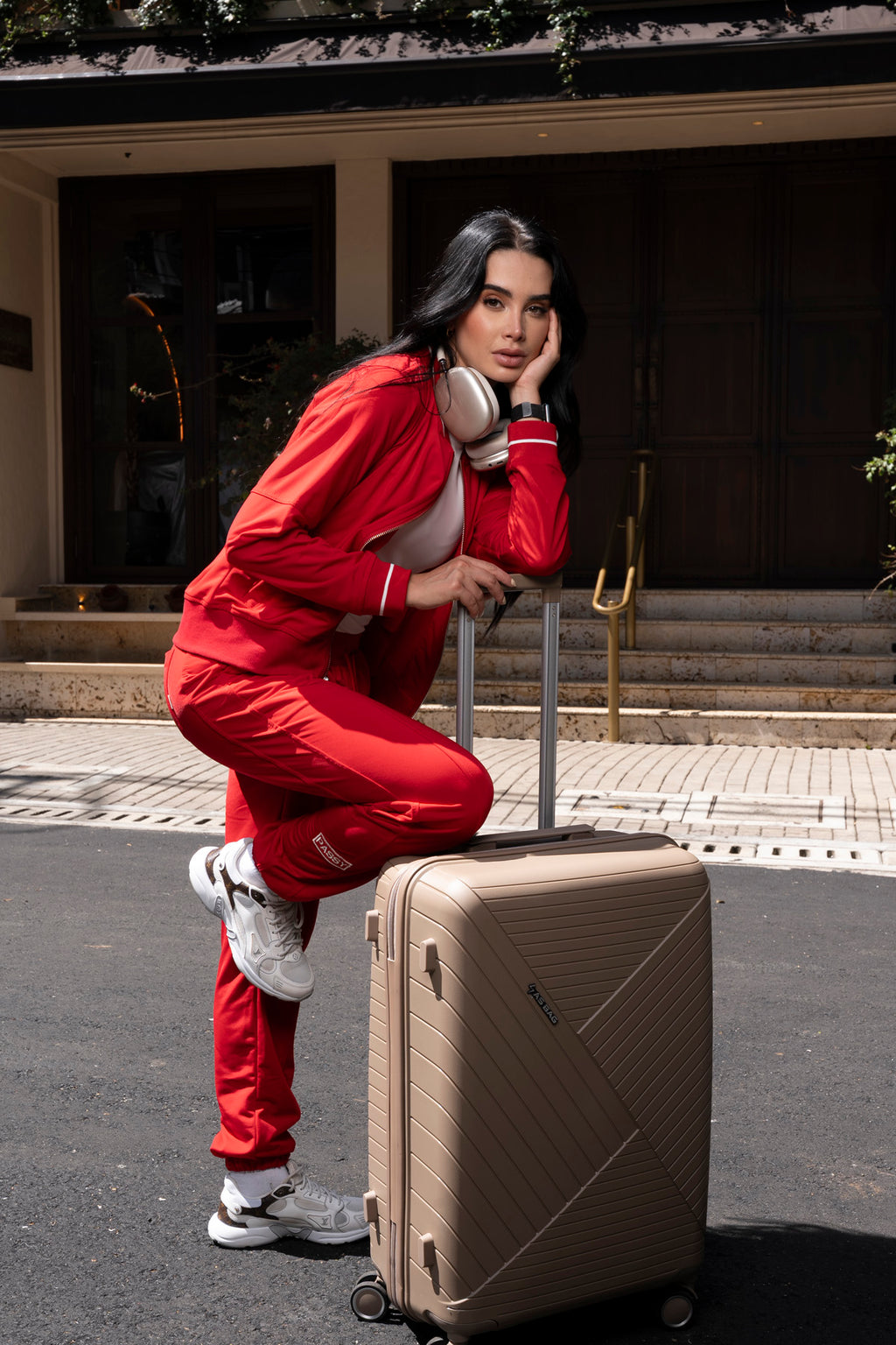 Set Paris Rojo De Chaqueta y Jogger