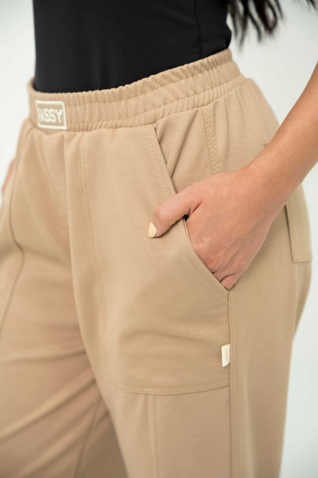 Sudadera Suiza Bota Recta Dorada