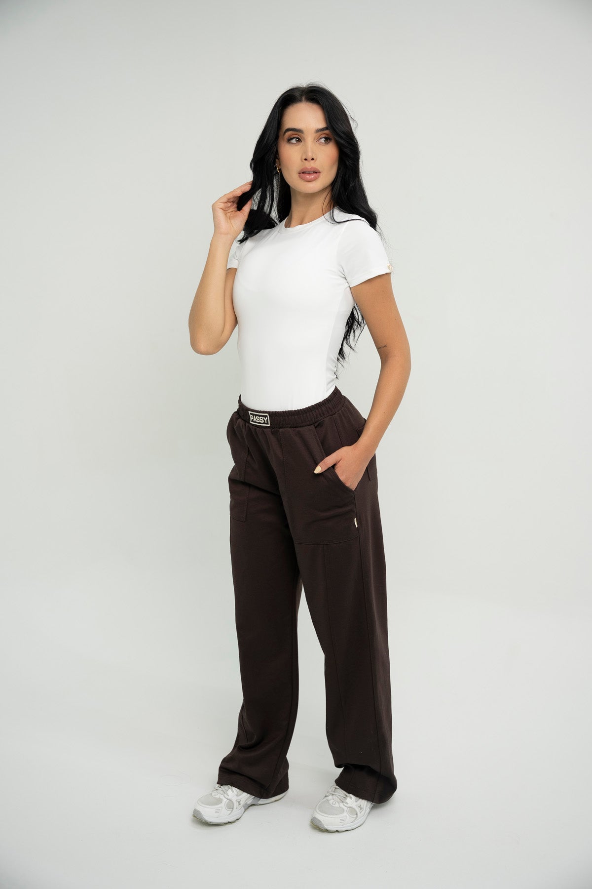 Set Provenza De Body Marfil y Sudadera Bota Recta Café