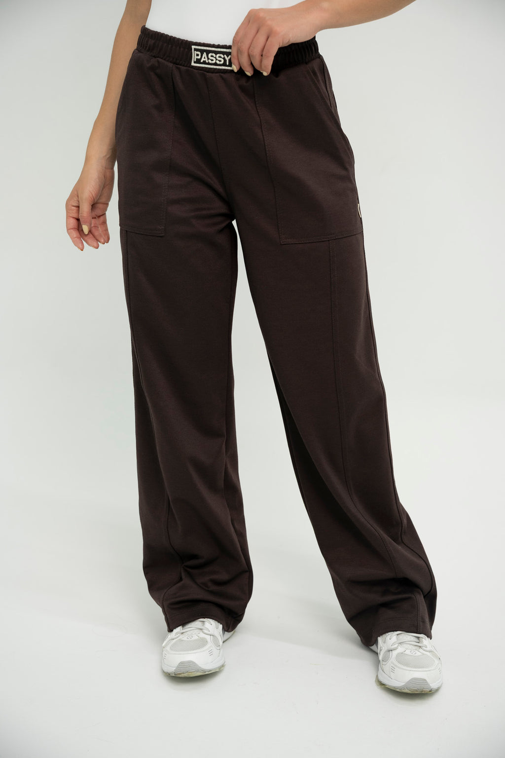 Set Provenza De Body Marfil y Sudadera Bota Recta Café