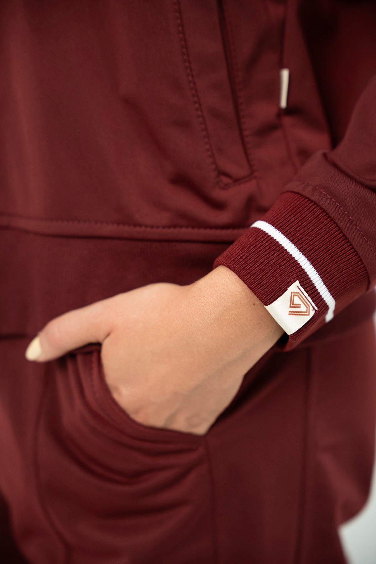 Set Roma Vinotinto De Chaqueta y Jogger