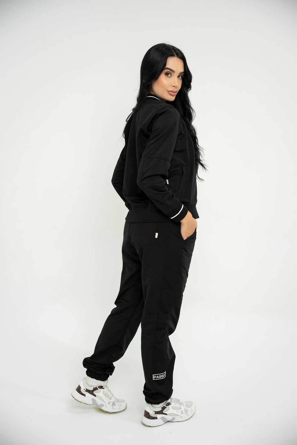 Jogger Dubai Color Negro