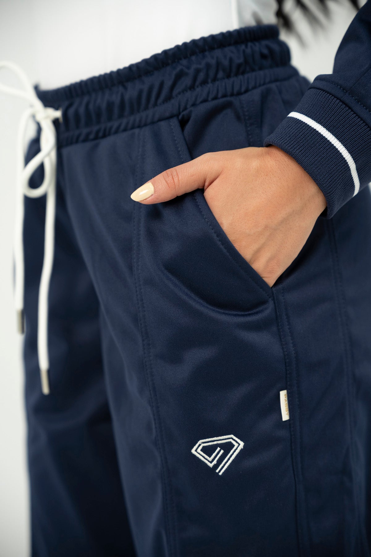 Set Estambul Azul Oscuro De Chaqueta y Sudadera Bota Recta