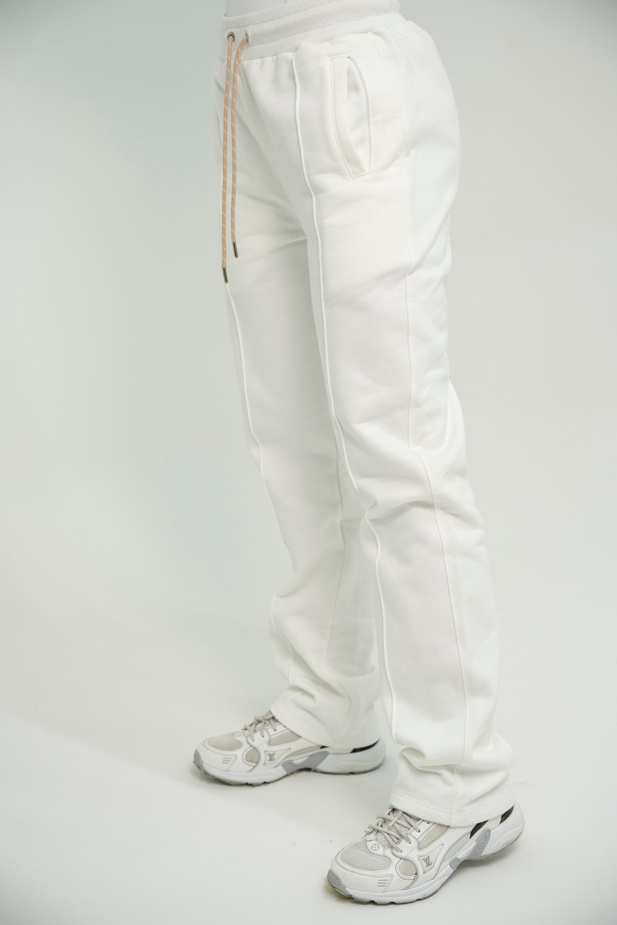 Set Monaco Marfil De Chaqueta y Sudadera Bota Recta