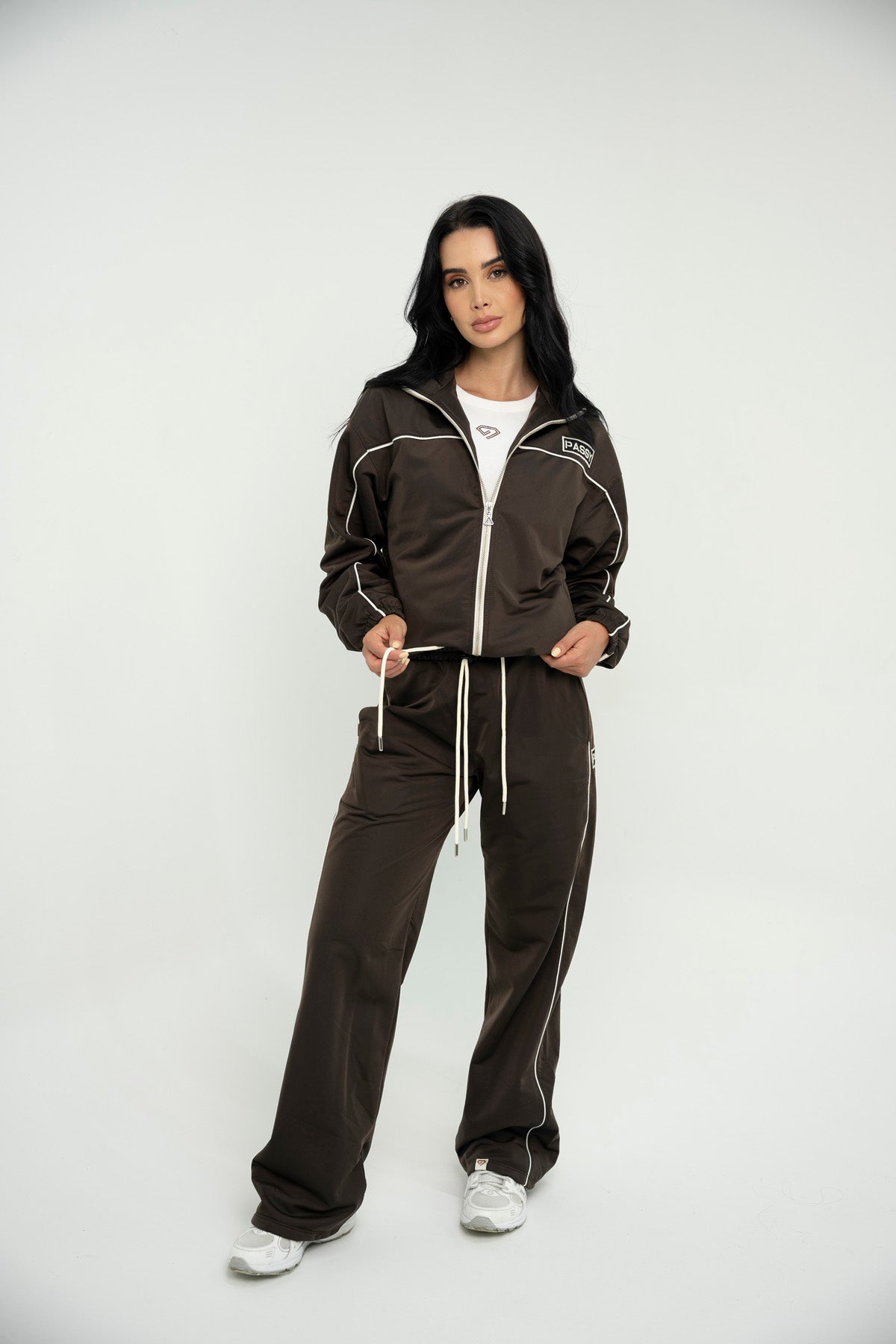 Set De Chaqueta Y Sudadera Bota Recta Para Mujer Color Café