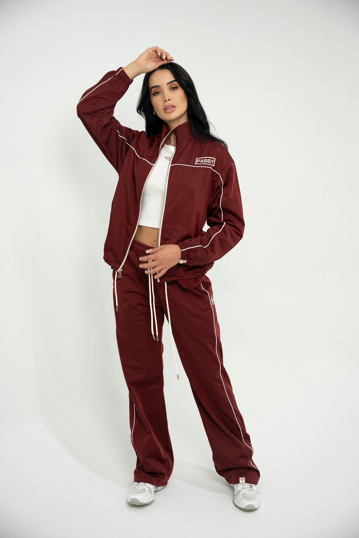 Set De Chaqueta y Sudadera Bota Recta Para Mujer Color Vinotinto