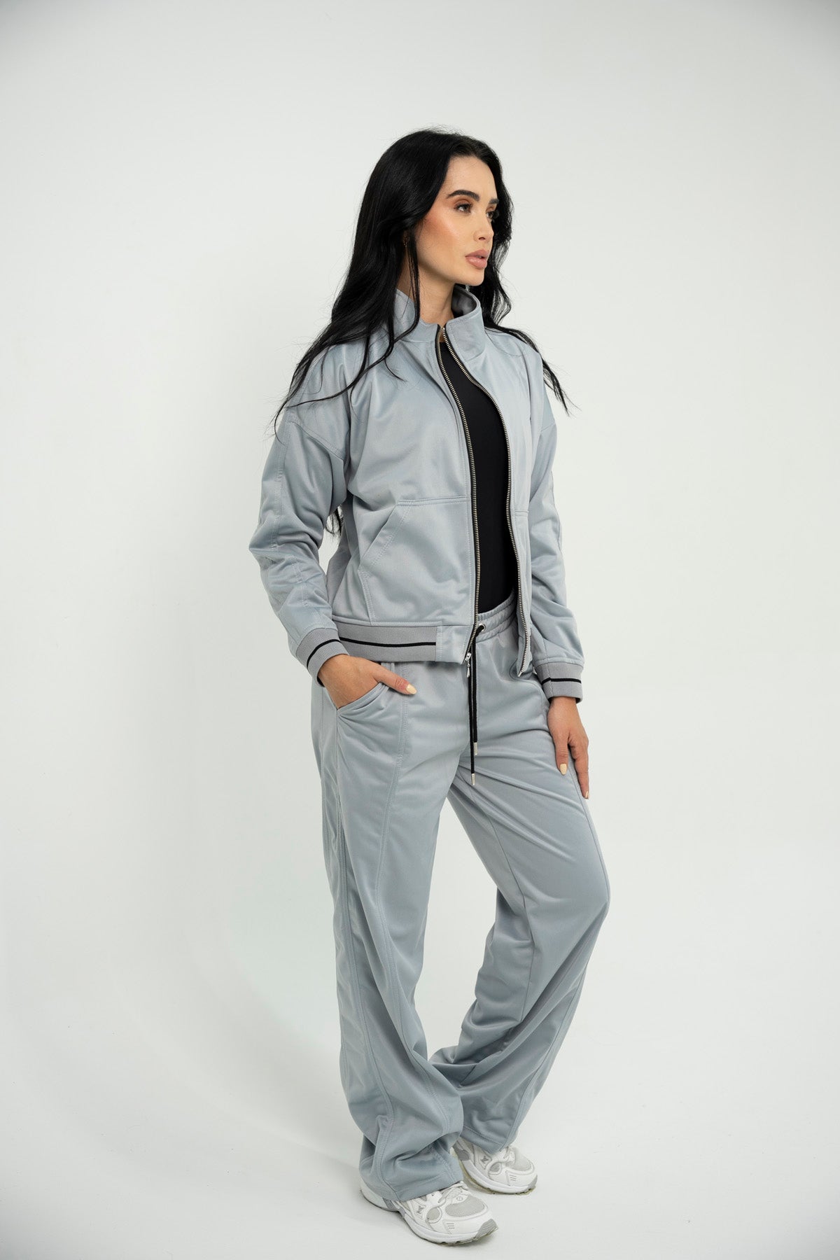 Set Tokio Gris De Chaqueta y Sudadera Bota Recta