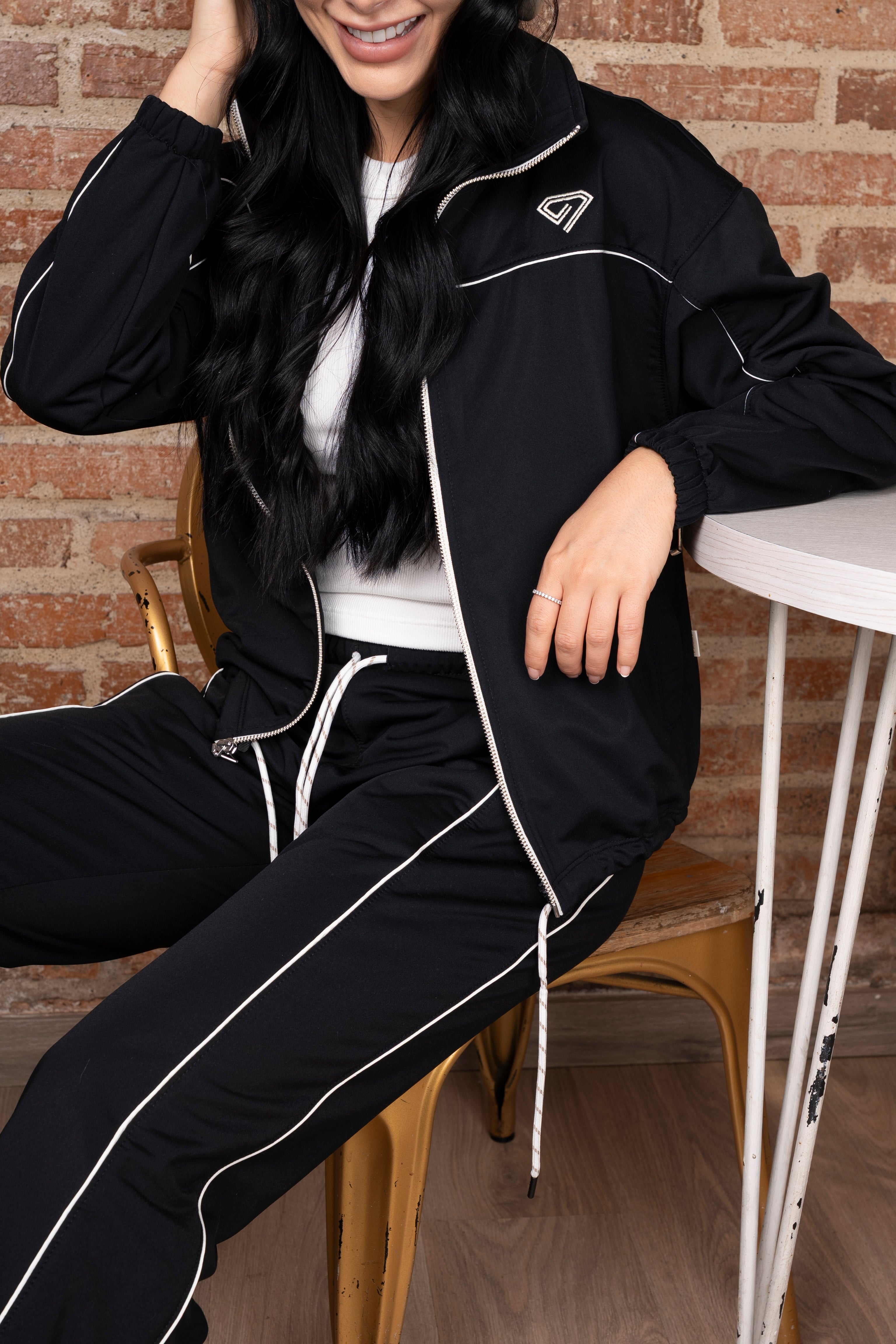 Set Élite Negro De Chaqueta y Sudadera Bota Recta