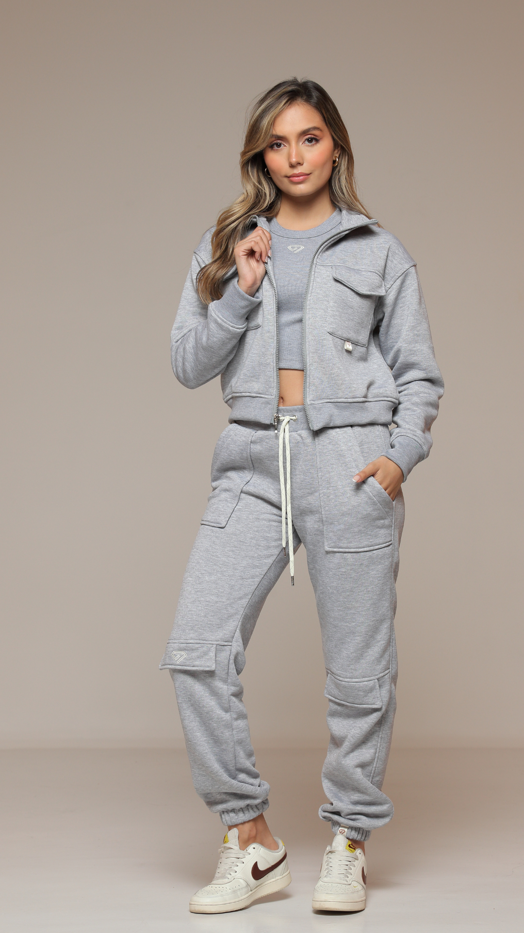 Set Para Mujer De Buzo Y Jogger Color Gris Jaspeado