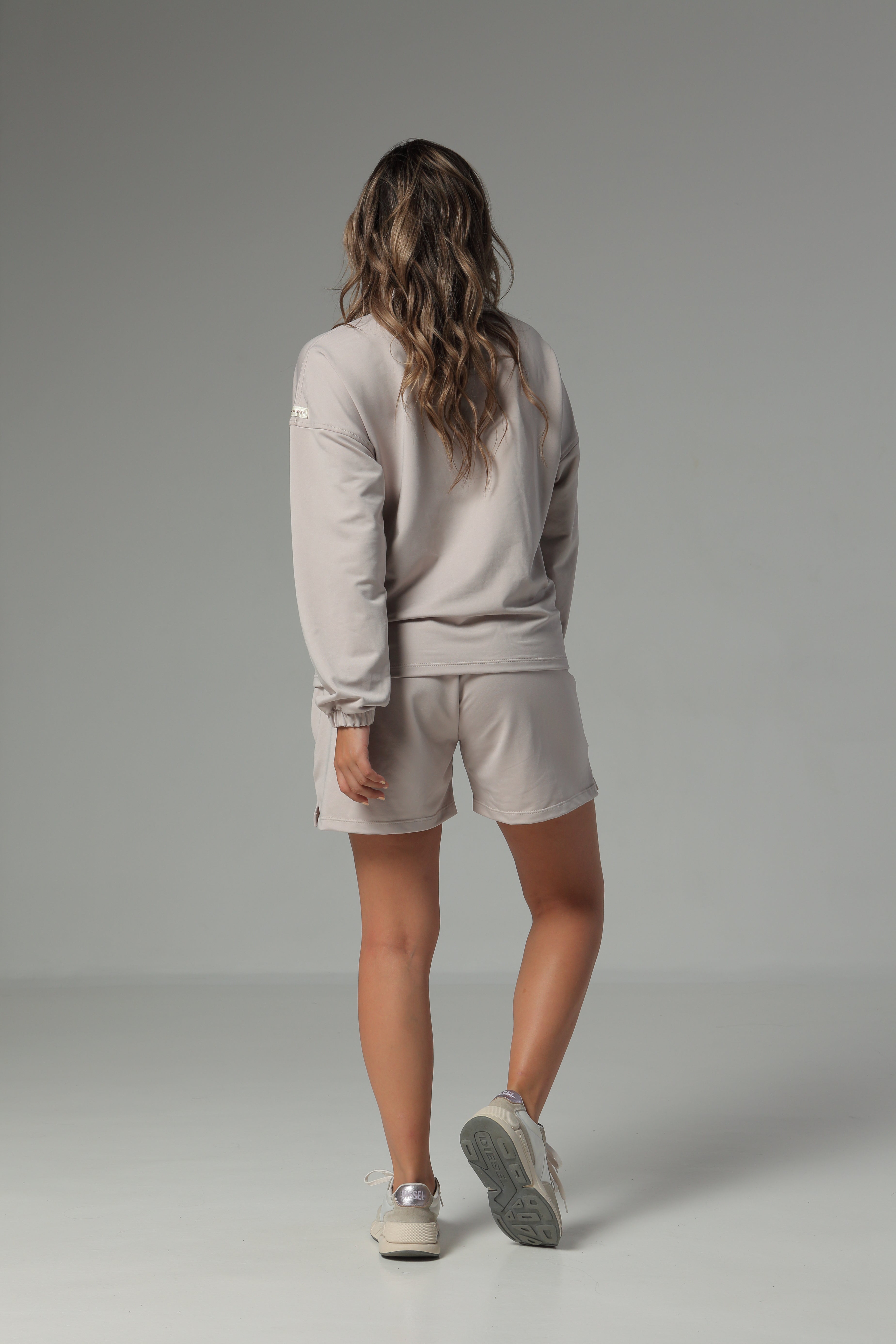 Set Camel Para Mujer De Buzo Con Cierre Y Short Oversize