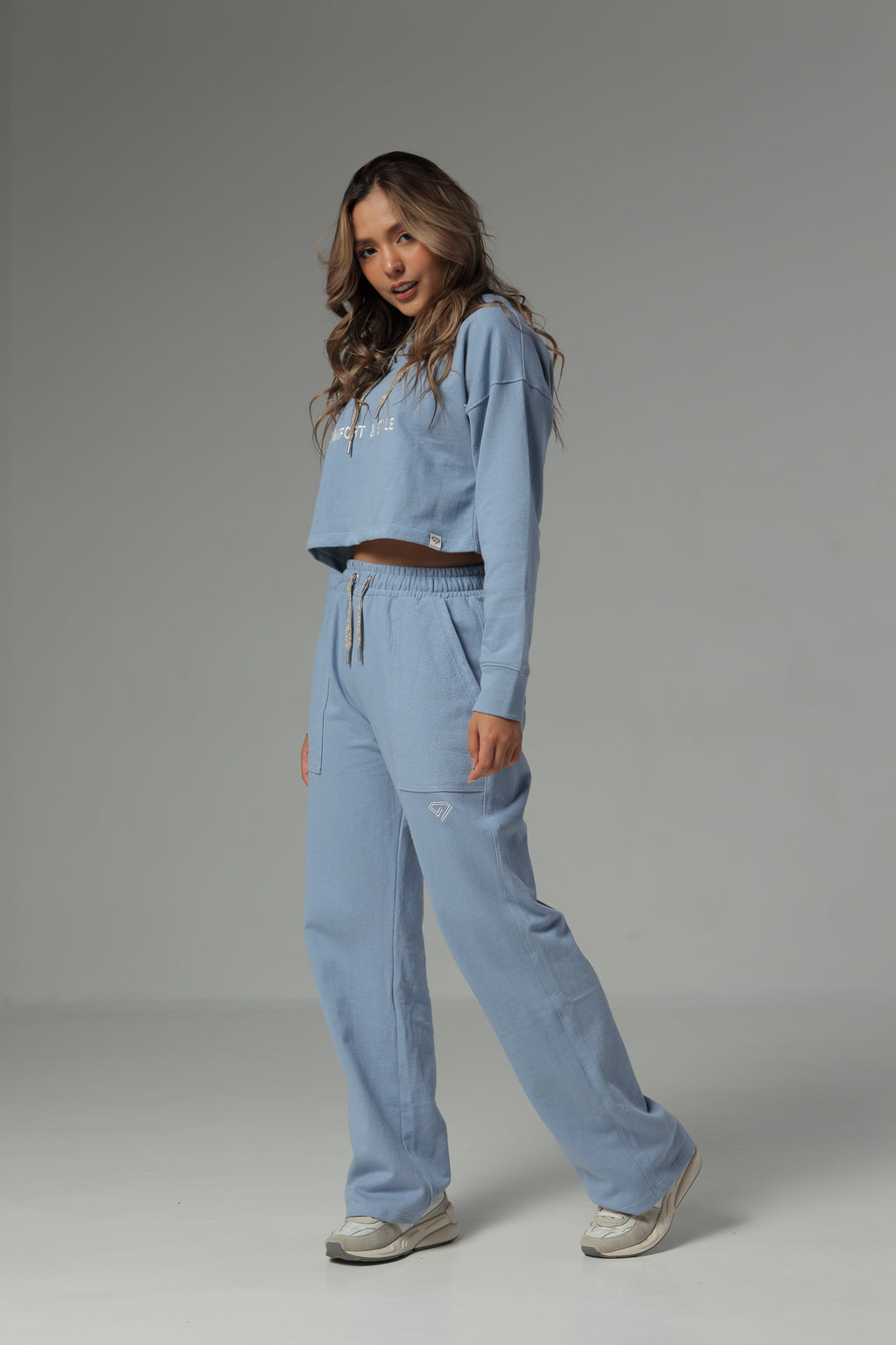 Set De Buzo Y Sudadera Bota Recta Color Azul Para Mujer