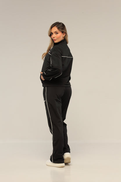 SET NEGRO PARA MUJER DE BUZO Y SUDADERA BOTA RECTA