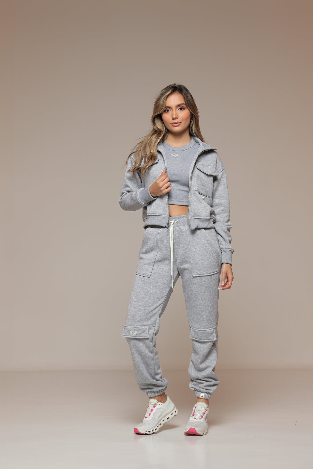 Jogger Color Gris