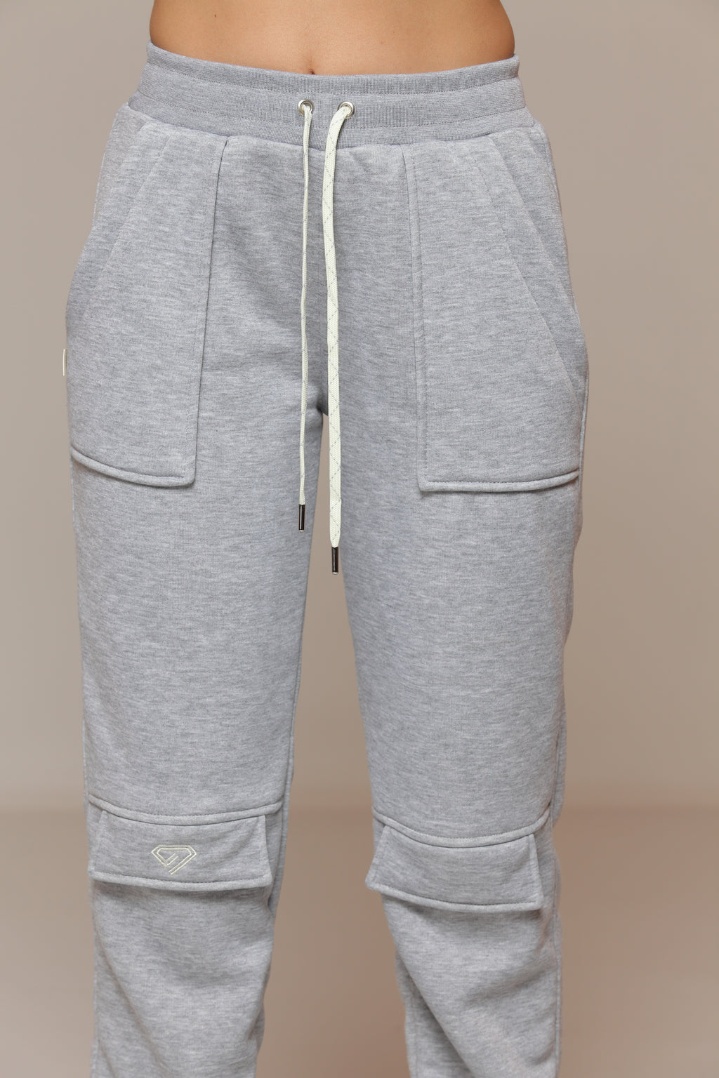 Jogger Color Gris