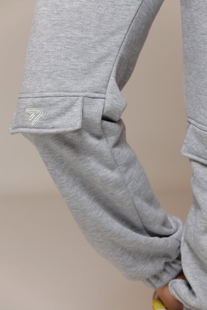 CONJUNTO PARA MUJER DE BUZO Y JOGGER COLOR GRIS JASPED