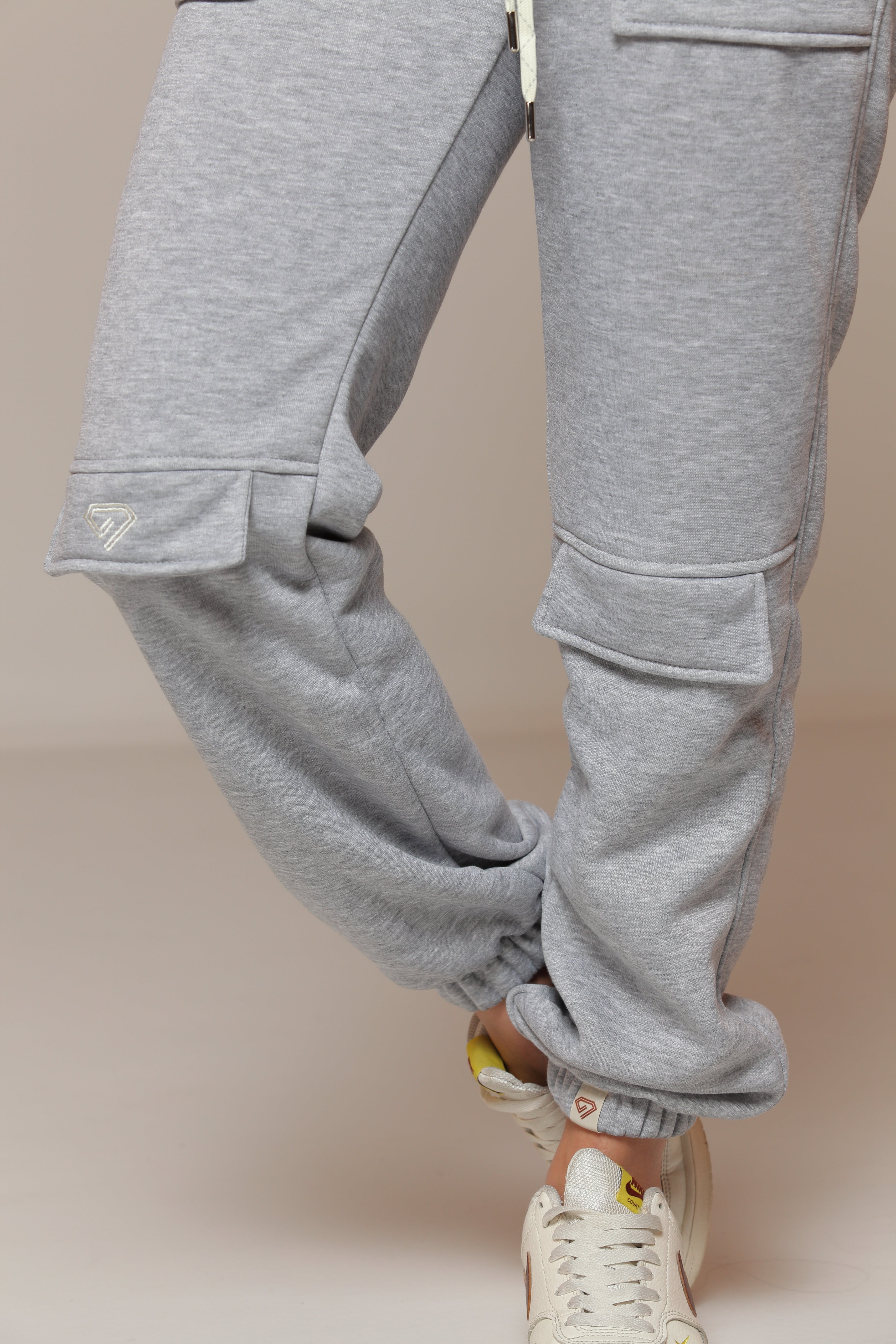 Set Para Mujer De Buzo Y Jogger Color Gris Jaspeado