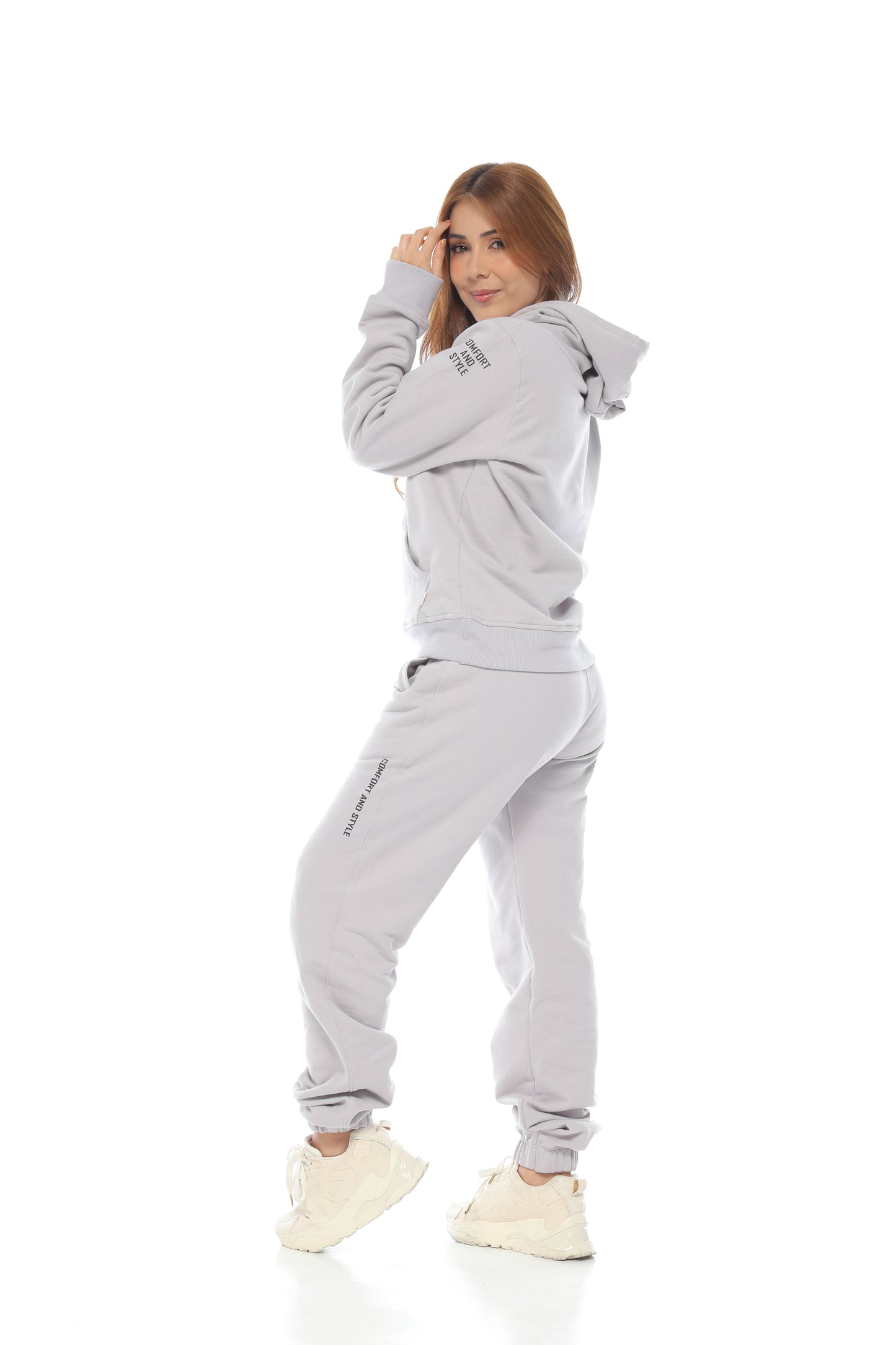 SET PARA MUJER GRIS BUZO CON CHOMPA Y JOGGER EN ALGODÓN