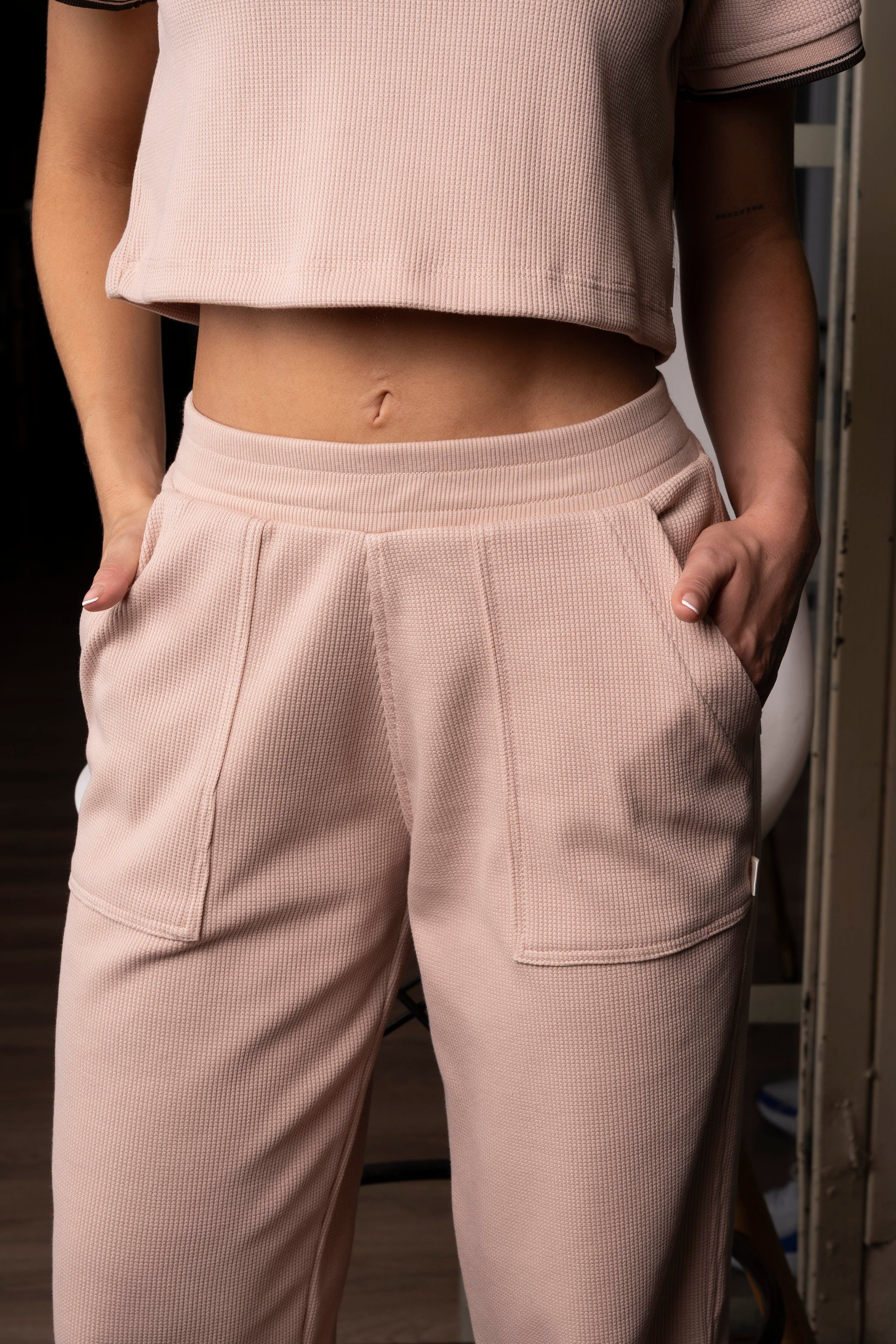 Set Armonía Rosado De Polo Y Sudadera Bota Recta