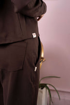 Set Aura Café De Chaqueta y Sudadera Bota Recta