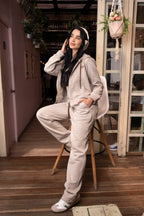 Set Esencia Arena De Chaqueta y Sudadera Bota Recta