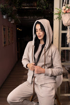 Set Esencia Arena De Chaqueta y Sudadera Bota Recta