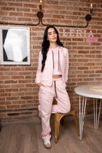 Set Esencia Rosado De Chaqueta y Sudadera Bota Recta